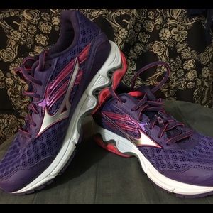 Mizuno Running Shoes